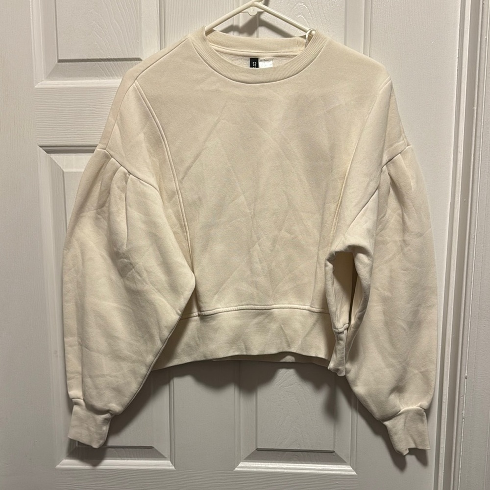 H&M Off-White Divided Sweatshirt